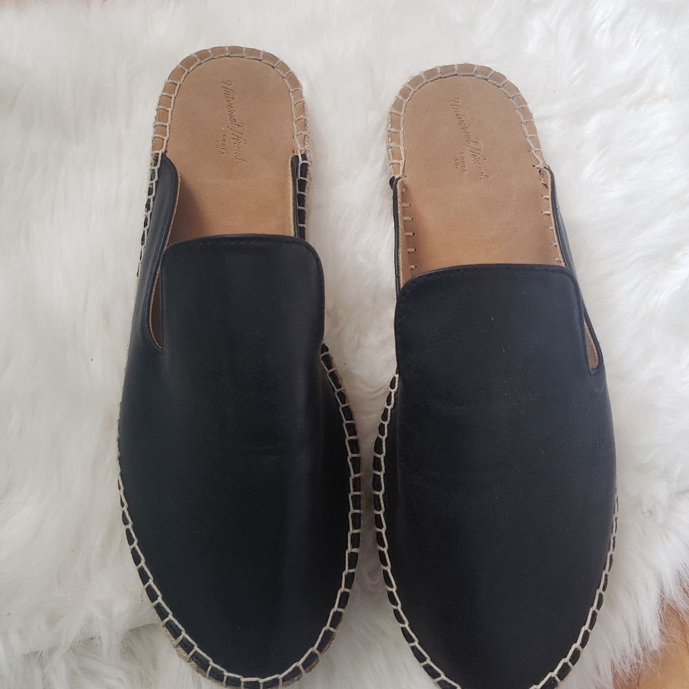 Universal Threads Slip-On Shoes